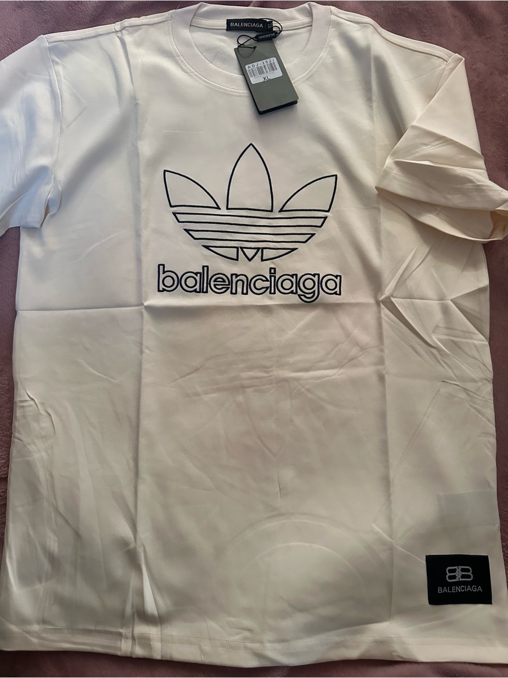 Balenciaga men' Cream Logo Tee